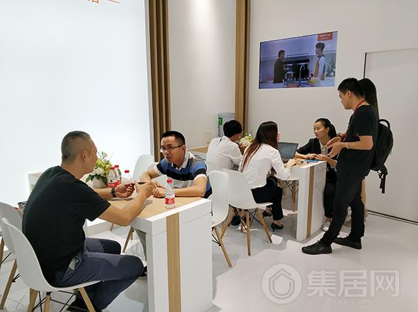 展会现场人气爆棚