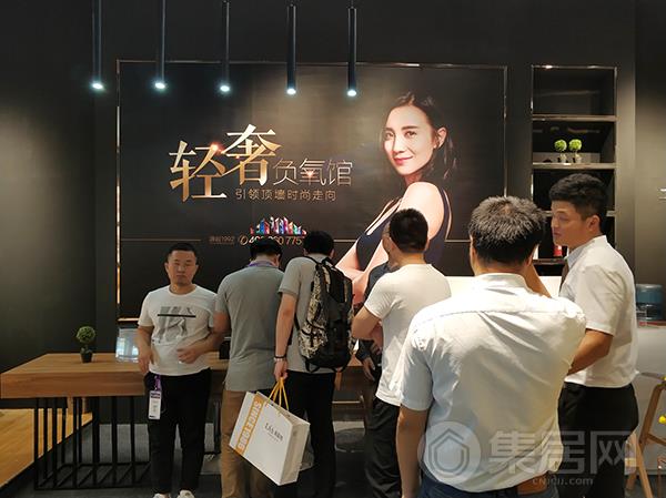 巴迪斯展馆人气爆棚