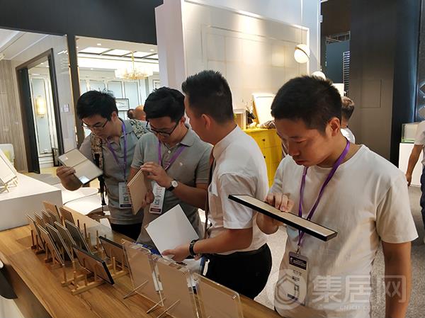 巴迪斯展馆人气爆棚