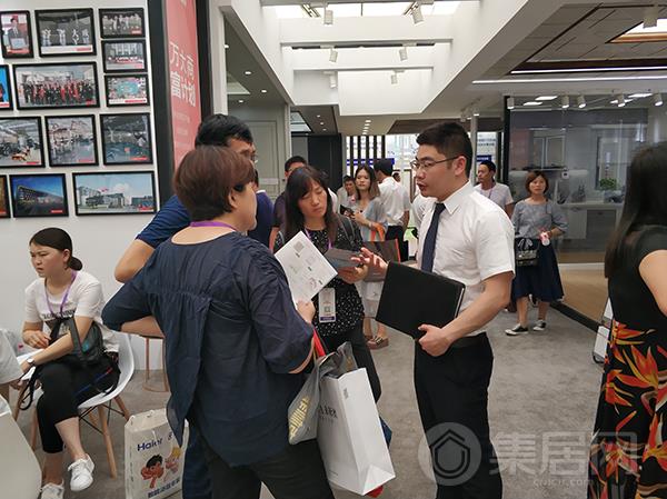 鼎美展馆现场人气爆棚