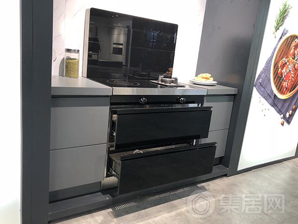 美的新品B4集成灶